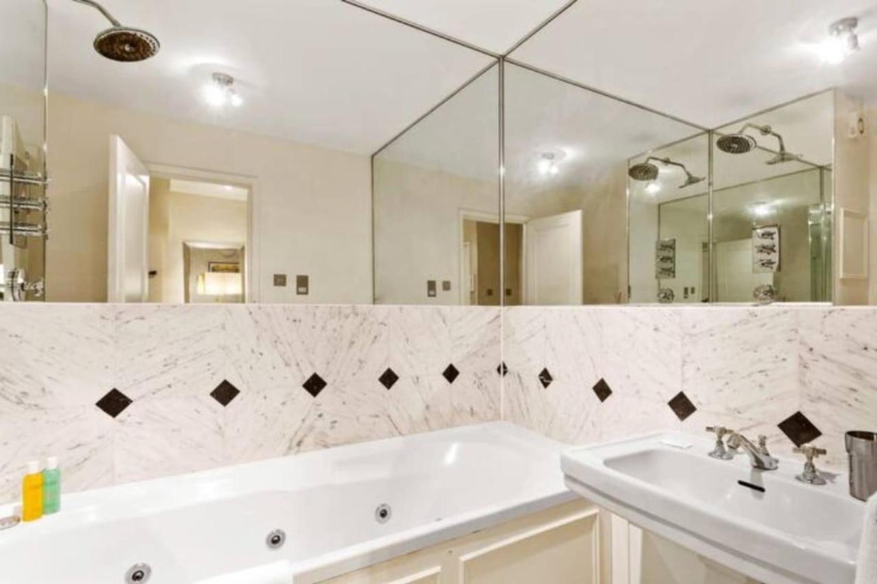 Bright 2 Bedroom Near The Natural History Museum Londra Esterno foto